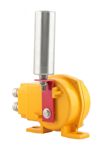 Датчик контроля схода ленты INNOLEVEL в алюм. корпусе, -40...+75С, 250 VAC, 10 A, IP65, 2 релейных выхода, материал контактного ролика - нерж. сталь — фото-628_9
