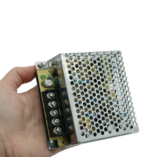 Источник питания INNOCONT. Вход: 220VAC, 0.25А, выход 15W, 24VDC, 0.7A, -10+50С, IP20, типы защиты: КЗ, перегрузка, перенапряжение SB-P-15-24 — фото-672_6