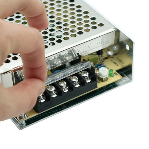 Источник питания INNOCONT. Вход: 220VAC, 0.52А, выход: 50W, 24VDC, 2.1A,-10 +50С, IP20, типы защиты: КЗ, перегрузка, перенапряжение SB-P-50-24 — фото-672_5