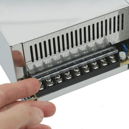 Источник питания INNOCONT. Вход: 220VAC, 5А, выход: 500W, 24VDC, 20A, -10 +50С, IP20, типы защиты: КЗ, перегрузка, перенапряжение SB-P-500-24 — фото-672_3