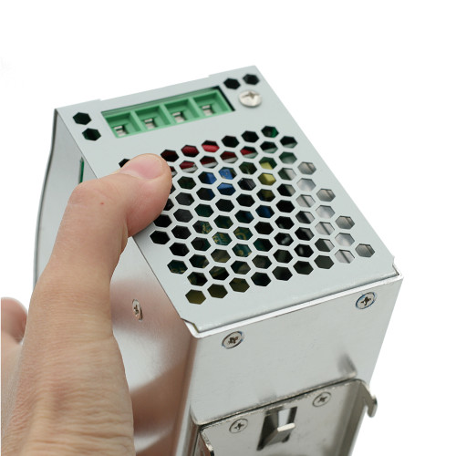 Источник питания INNOCONT на DIN-рейку, -10 +50С, IP20, вход: 220VAC, 1.6А, выход: 120W, 24VDC, 5A, типы защиты: КЗ, перегрузка, перенапряжение SB-D-120-24 — фото-672_3