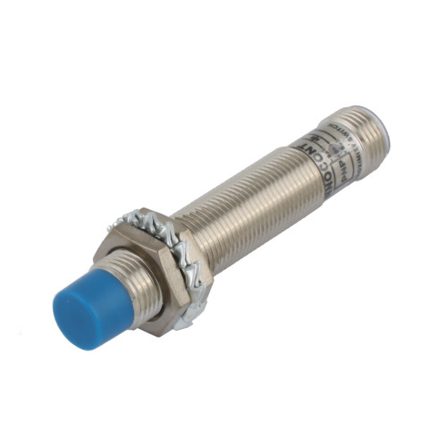 Индуктивный датчик INNOCONT, M12x1, L=61 мм, неэкранированный, зона срабатывания 4 мм, -25 +60 С, 12…24 VDC, IP67, выход: PNP NO, макс. ток 200 мА, разъем M12 SLI-12P4C — фото-672_1